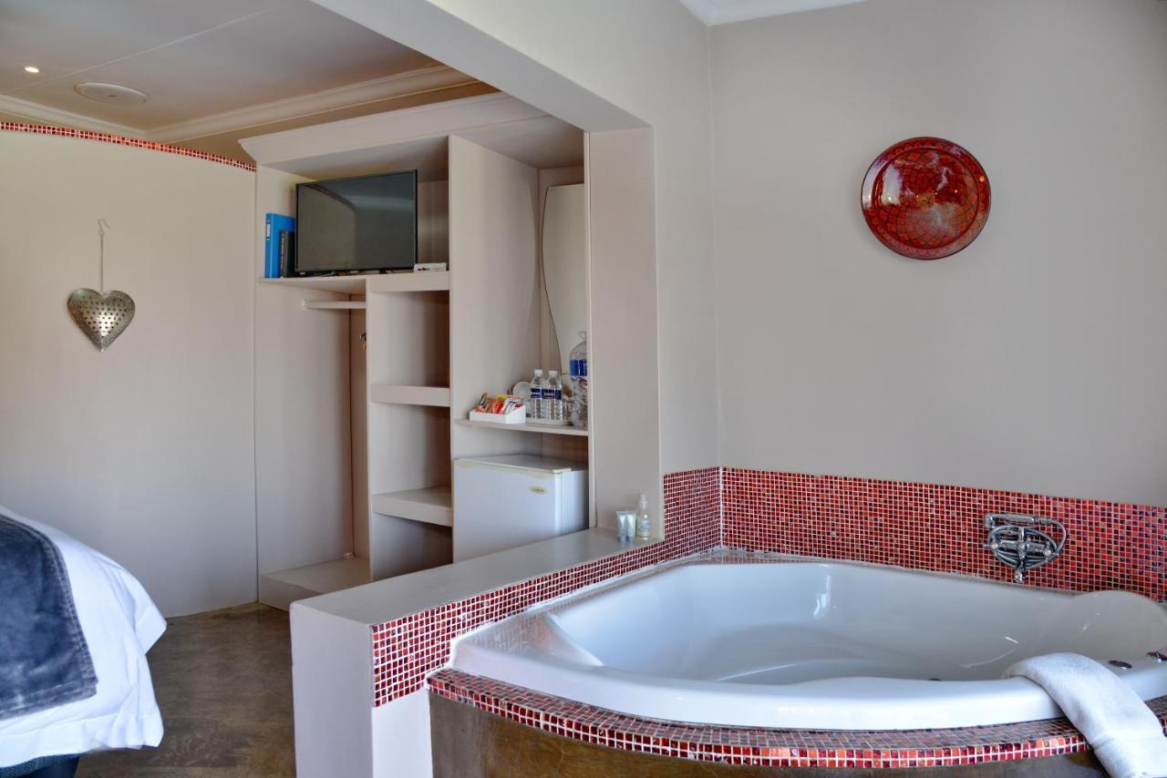 Annie'S Boutique Guesthouse And Garden Spa Hartbeespoort Kültér fotó