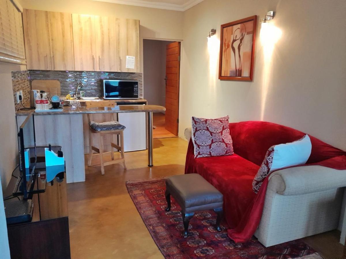 Annie'S Boutique Guesthouse And Garden Spa Hartbeespoort Kültér fotó